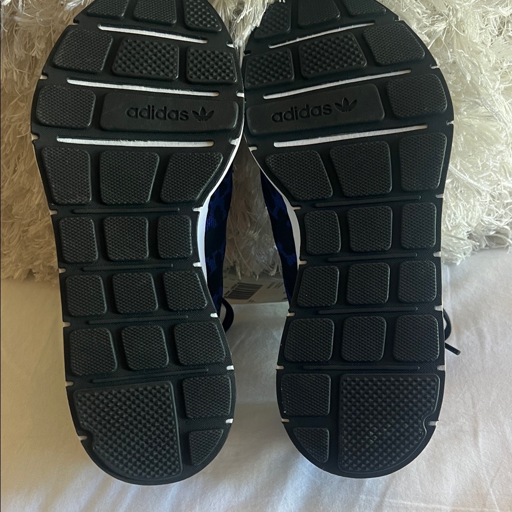 adidas Women's Black and Blue Athletic Sneakers - Picture 5 of 7